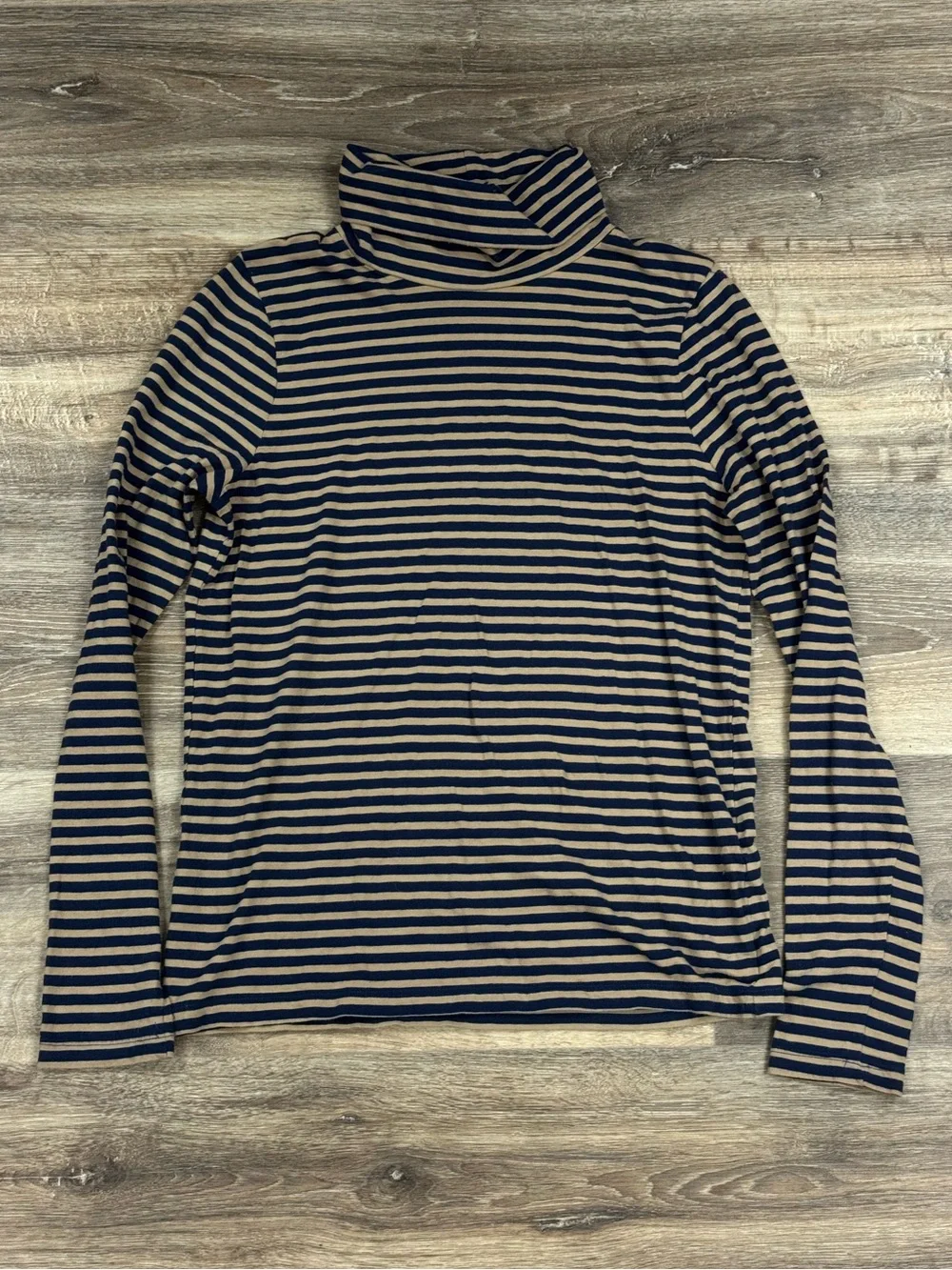 J. Crew Tissue Turtleneck Striped Shirt Tan Navy Blue Women’s Medium
